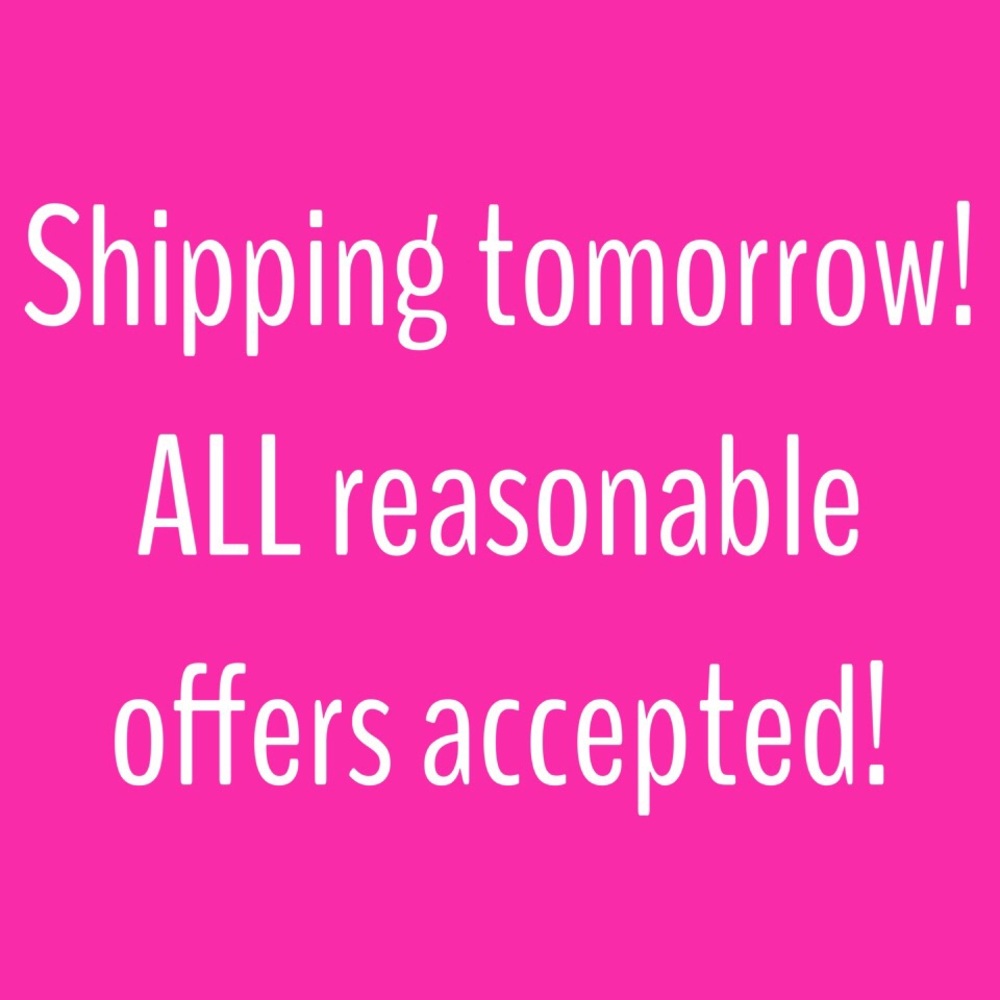 CLOSET CLEAROUT!! Big Bundle discounts!!